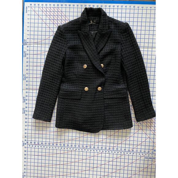 Elegant Woven Blazer - Black Tweed - Gold Hardware -Size - Med - Picture 1 of 5